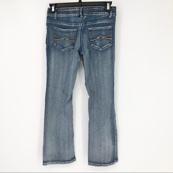 Mudd Girls Size 14.5 Skinny Boot Cut 5 Pocket Medium Wash Denim Blue Jeans - Picture 4 of 4